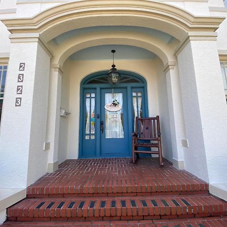 Avenue O Bed And Breakfast Galveston Exterior foto