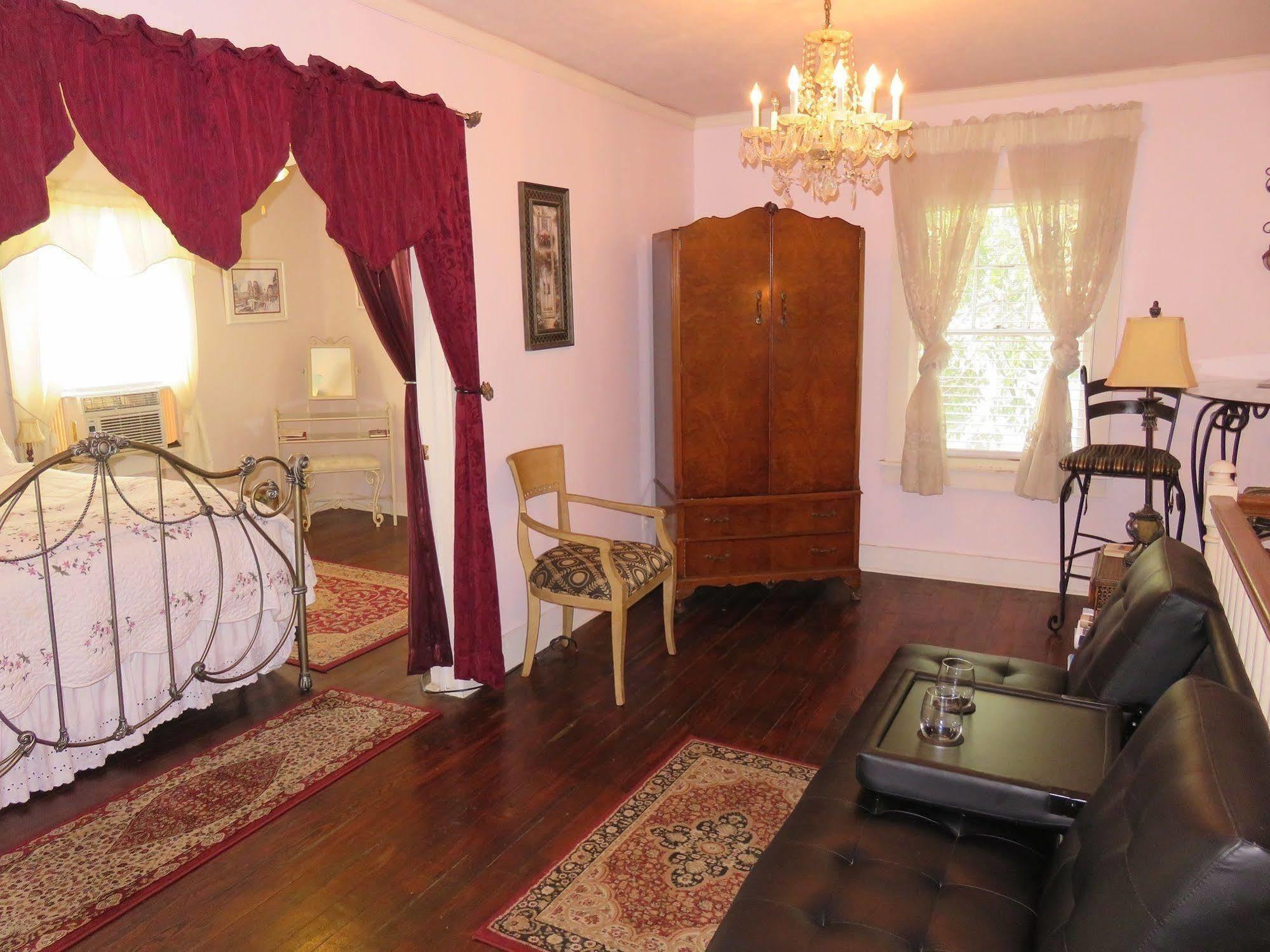 Avenue O Bed And Breakfast Galveston Exterior foto