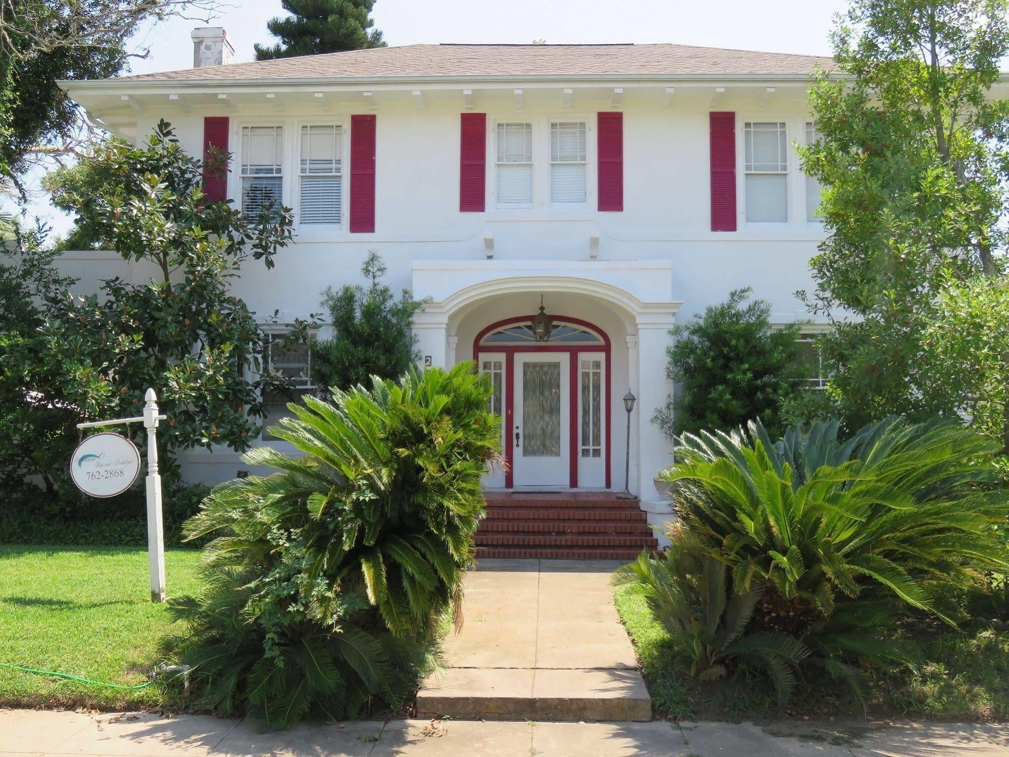 Avenue O Bed And Breakfast Galveston Exterior foto